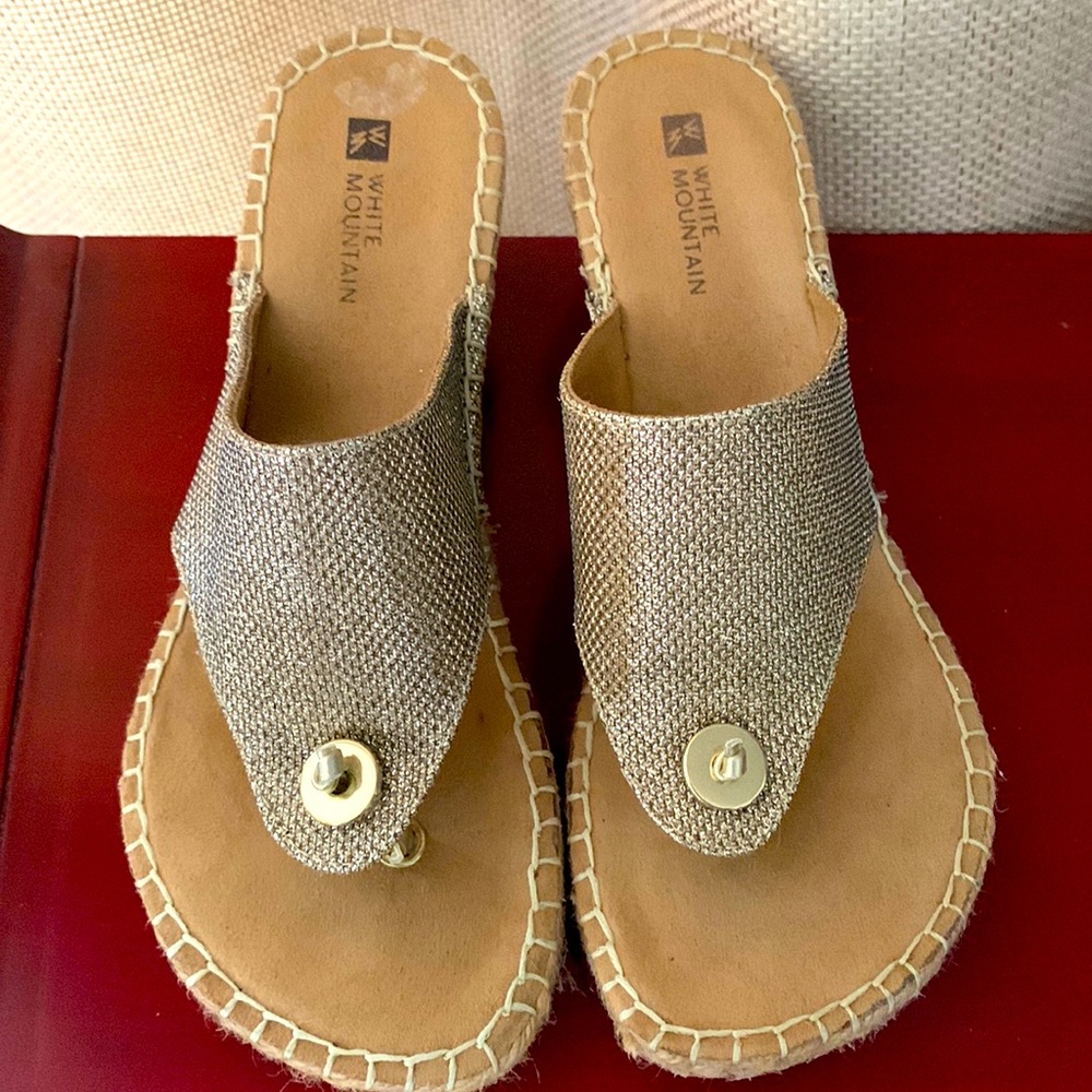 Thong espadrilles by White Mountain size 6 1/2 (fit me, a  size 7). Gold is 👌🏼